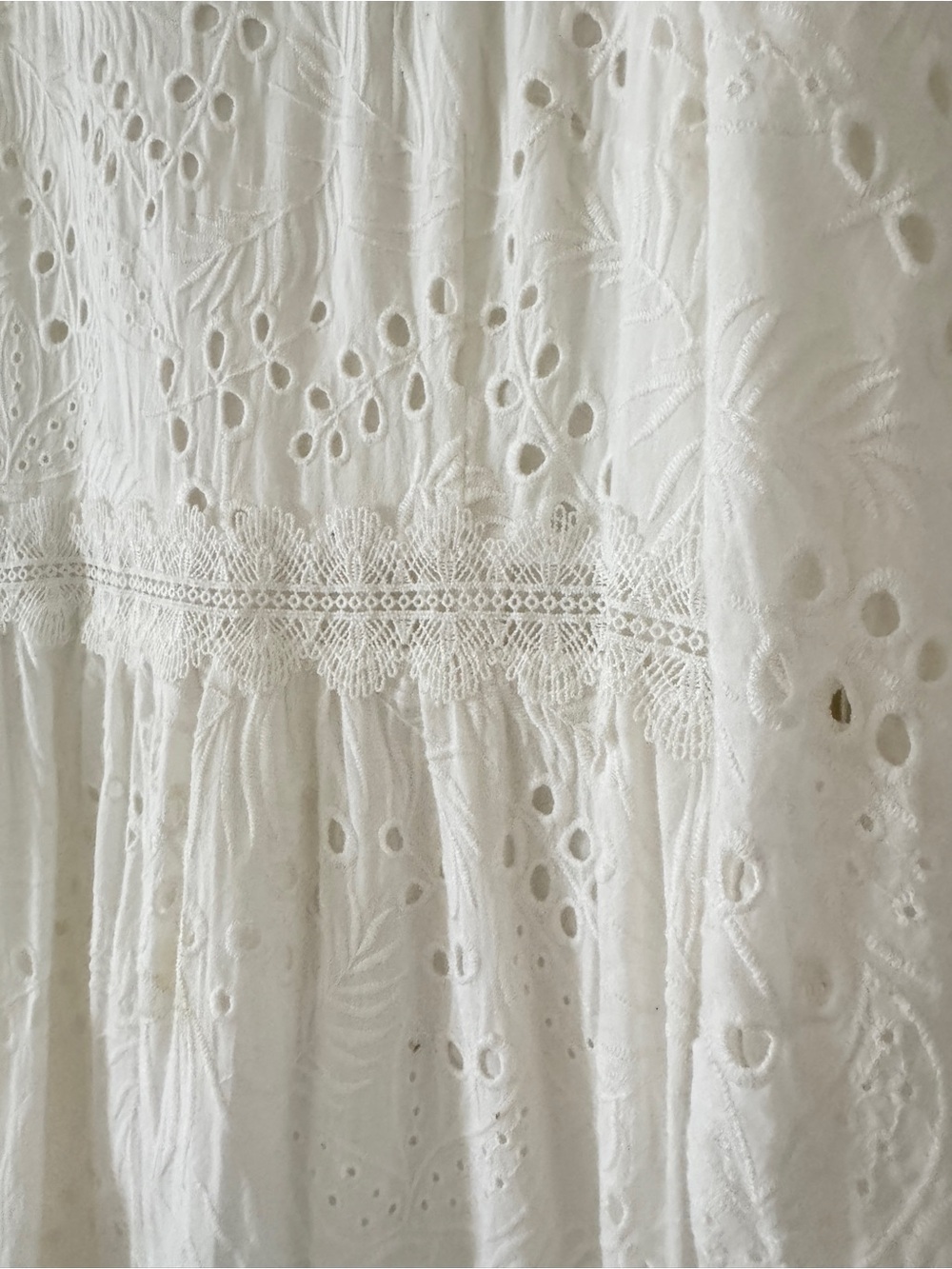 Antonio Milani Elegant White Eyelet long sleeve maxi Dress - Women - Picture 3 of 10